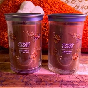 Cardamom Nut Muffin Set